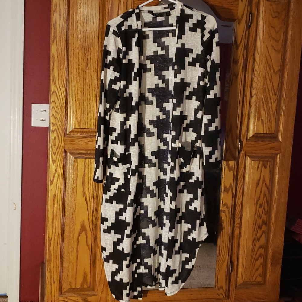 G by Giuliana Houndstooth Printed Duster Cardigan